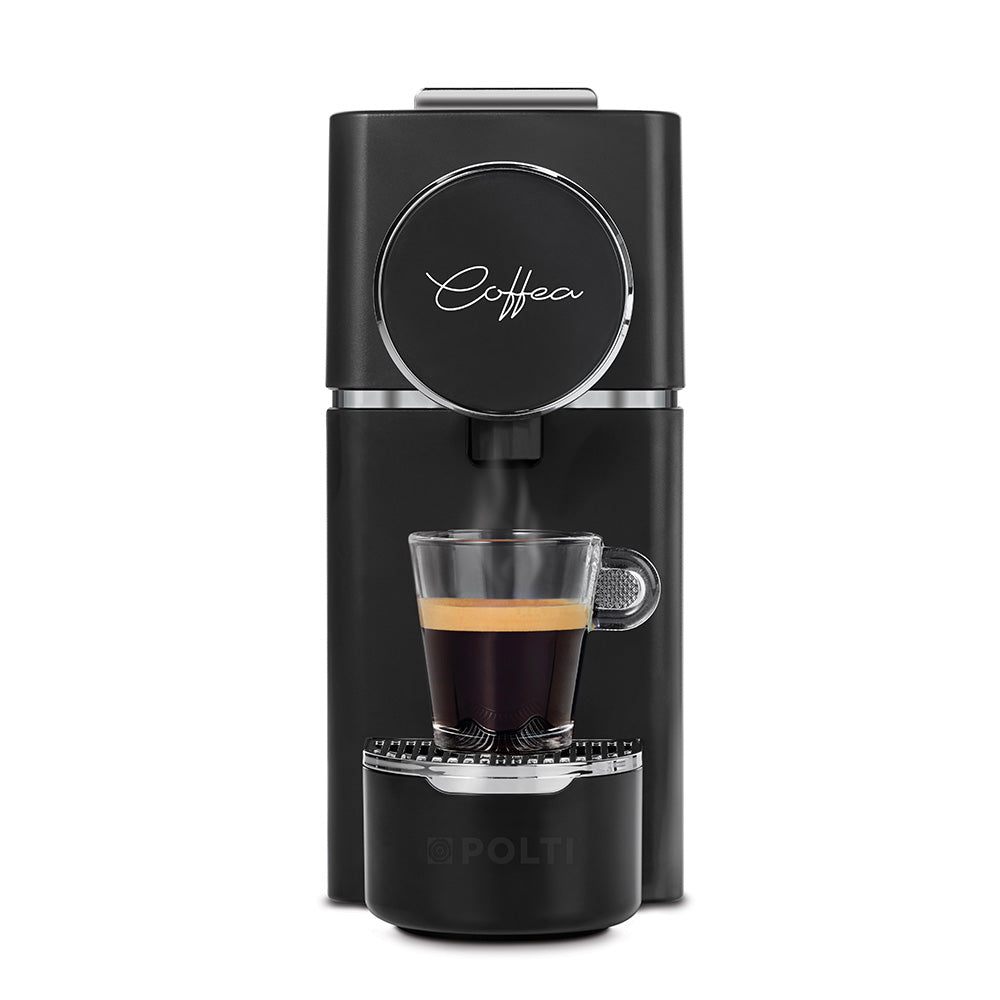 Máquina de café negra frontal con una taza de café 